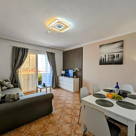 Comfortable 2-bedroom Duplex In Playa Paraiso With Ocean View, Balcony, And Shared Pool