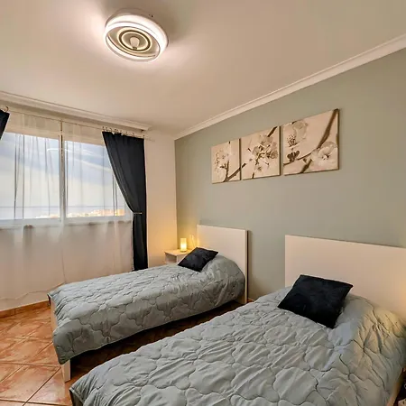 Comfortable 2-bedroom Duplex In Playa Paraiso With Ocean View, Balcony, And Shared Pool * Адехе