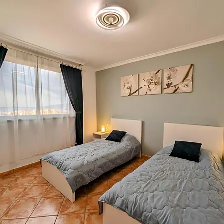 Апартаменты Comfortable 2-bedroom Duplex In Playa Paraiso With Ocean View, Balcony, And Shared Pool
