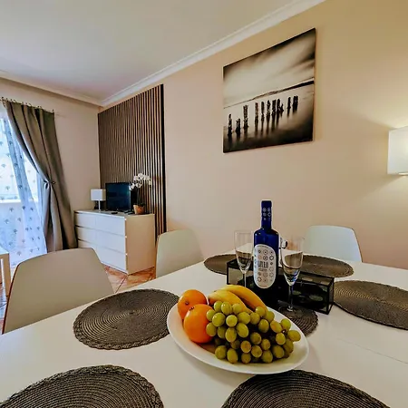 Comfortable 2-bedroom Duplex In Playa Paraiso With Ocean View, Balcony, And Shared Pool Адехе